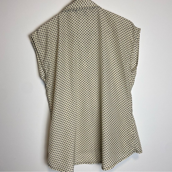 ⚪️ VTG Tiara polka dot button down camisole - Picture 3 of 8